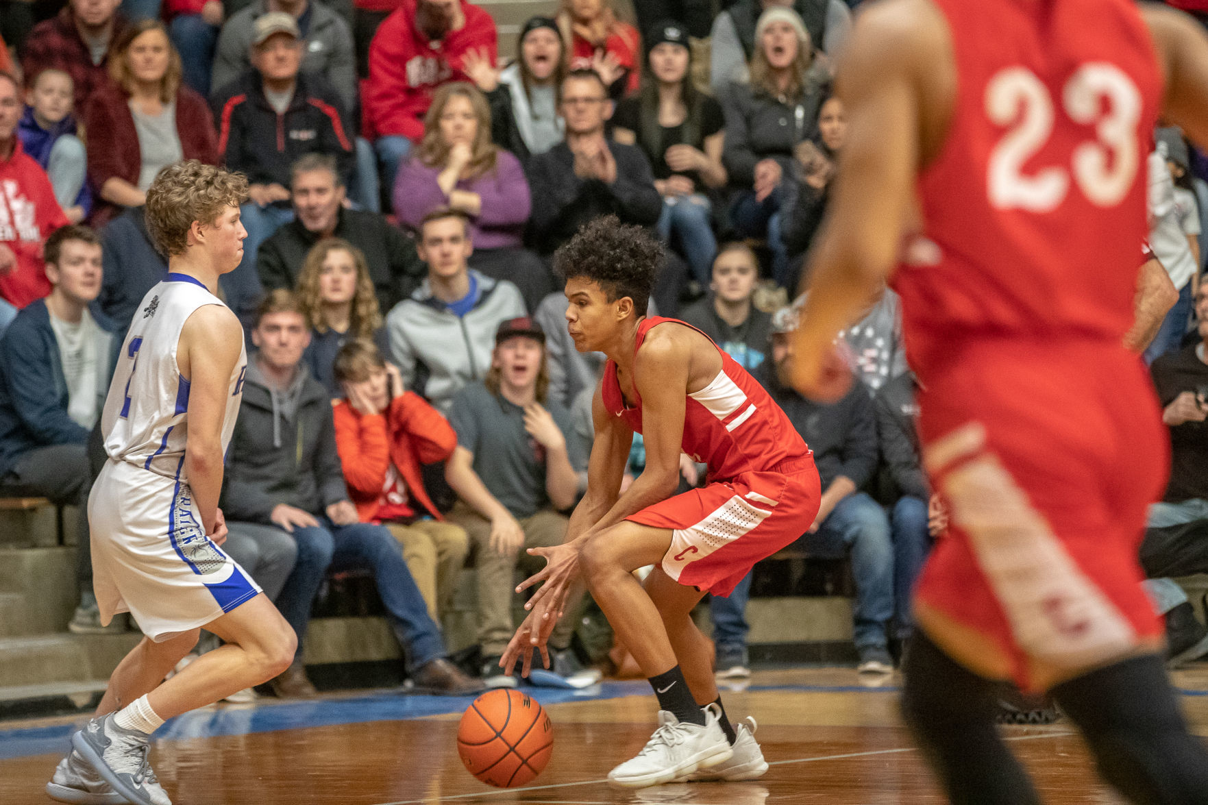 Stevens 52, Central 51